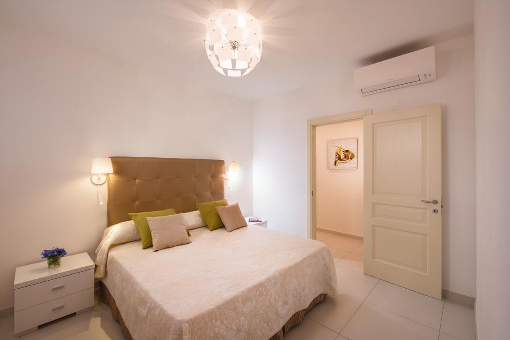 Al Corso Apartments By Amalfivacation Minori Exteriör bild